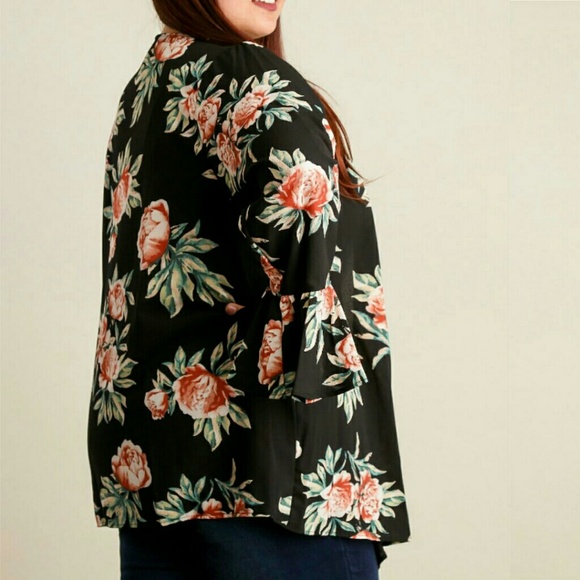~NEW~ ➕ Plus Floral Cardigan - Picture 3 of 3